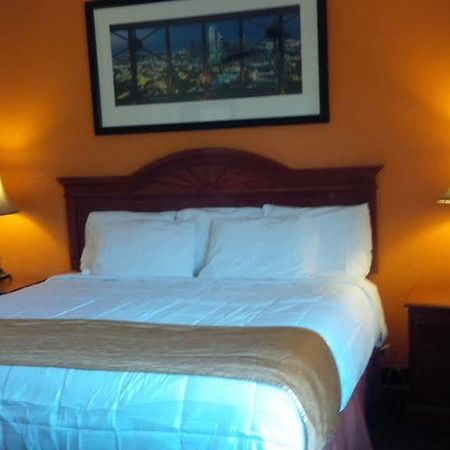 Rodeway Inn Perry Ngoại thất bức ảnh