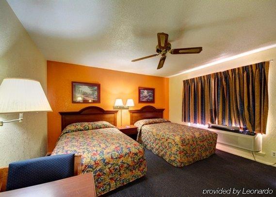 Rodeway Inn Perry Ngoại thất bức ảnh