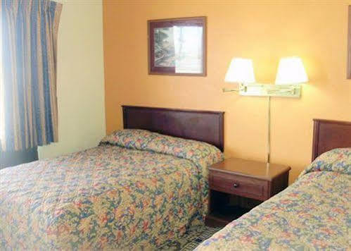 Rodeway Inn Perry Ngoại thất bức ảnh